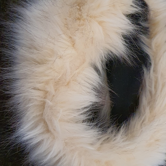Fur head or neck cover/band - Picture 6 of 6